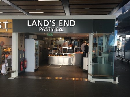 Lands End Pasty Co - Reading Station